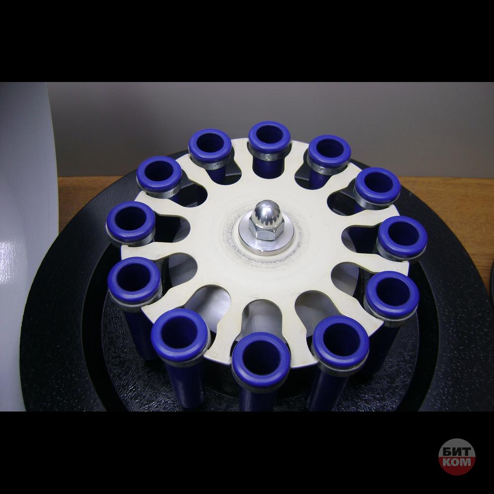 Центрифуга ELMI CM-6