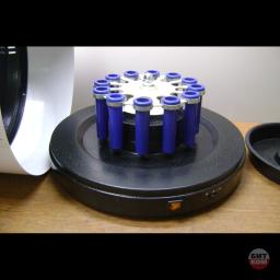 Центрифуга ELMI CM-6 4